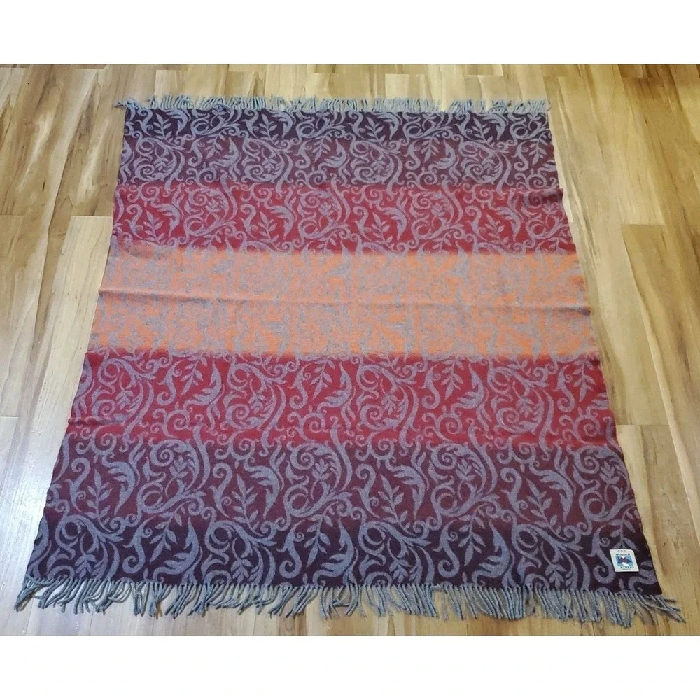2 Wooded River Renaissance Swirl Throw Blanket 56